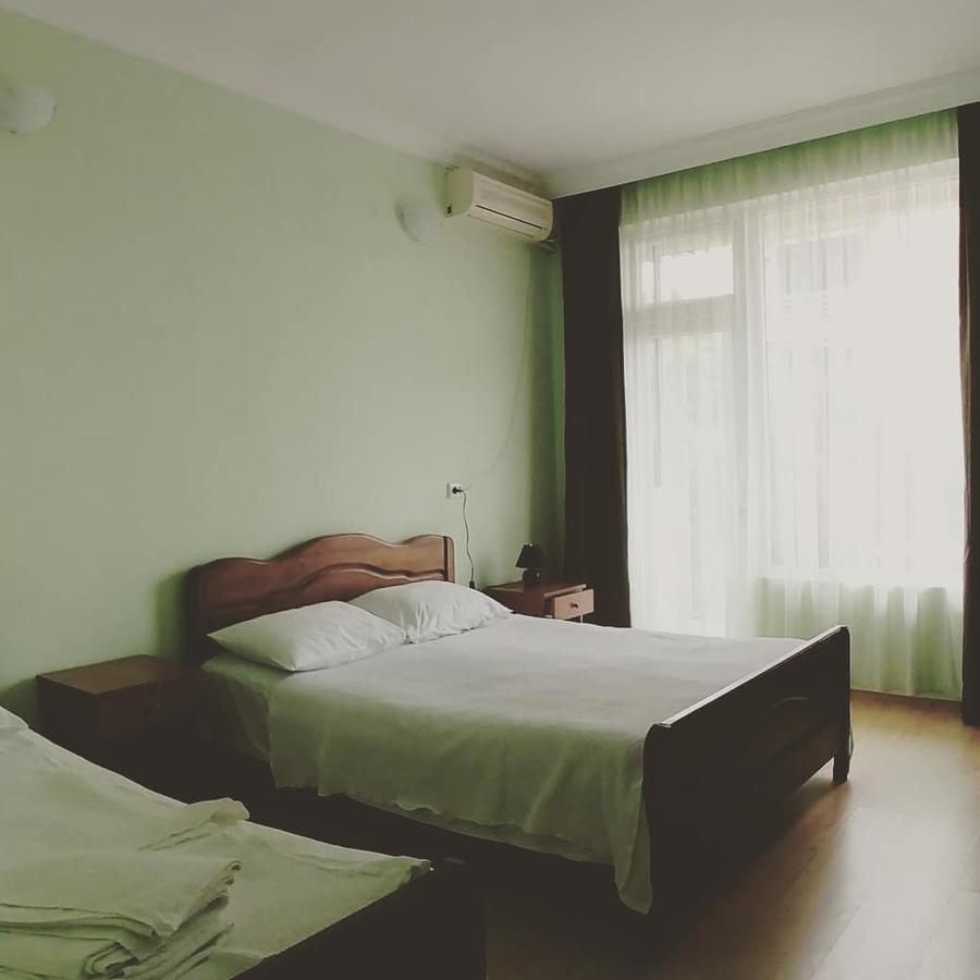 Отель Green Квариати Экстерьер фото